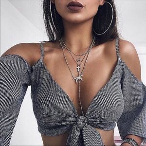 Crop Top V neck Long Sleeve Sold Out